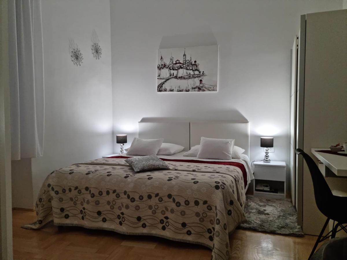 Rooms Tisa Old Town Zadar Extérieur photo